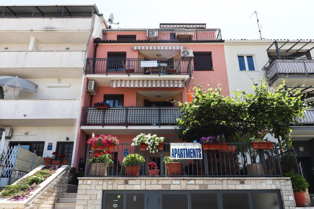Beautiful Sea View Apartments - Niko Ceko Vrsar Exteriér fotografie